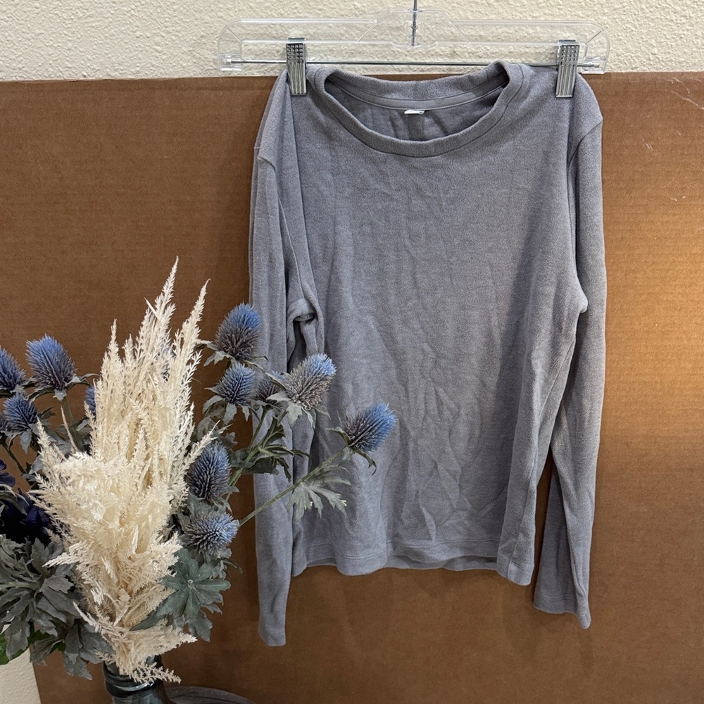 Uniqlo HEATTECH Fleece Crewneck Long Sleeve Gray Top Sz XXS